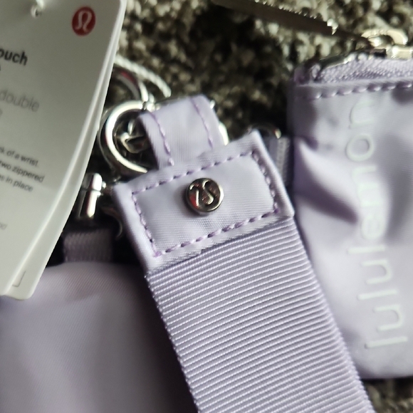 Lululemon Lilac Belt Bag - Picture 6 of 7